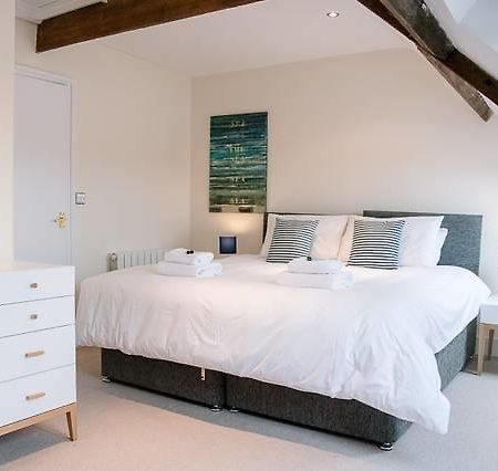 Serendipity, Aldeburgh - An Apartment On The High Street! ภายนอก รูปภาพ