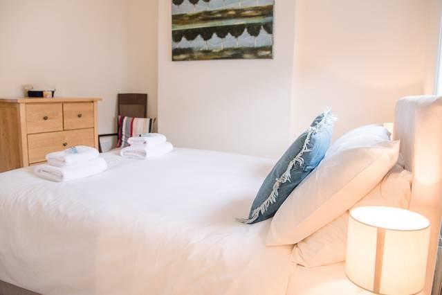 Serendipity, Aldeburgh - An Apartment On The High Street! ภายนอก รูปภาพ