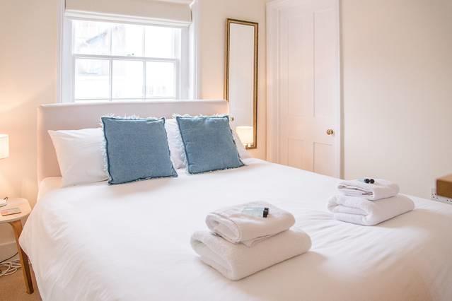 Serendipity, Aldeburgh - An Apartment On The High Street! ภายนอก รูปภาพ